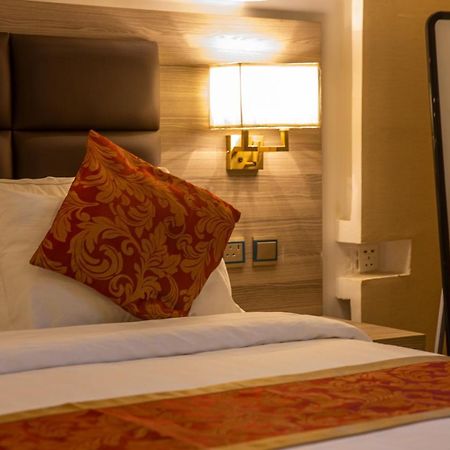 Hikayet Abeer Hotel Apartment Jeddah Bagian luar foto