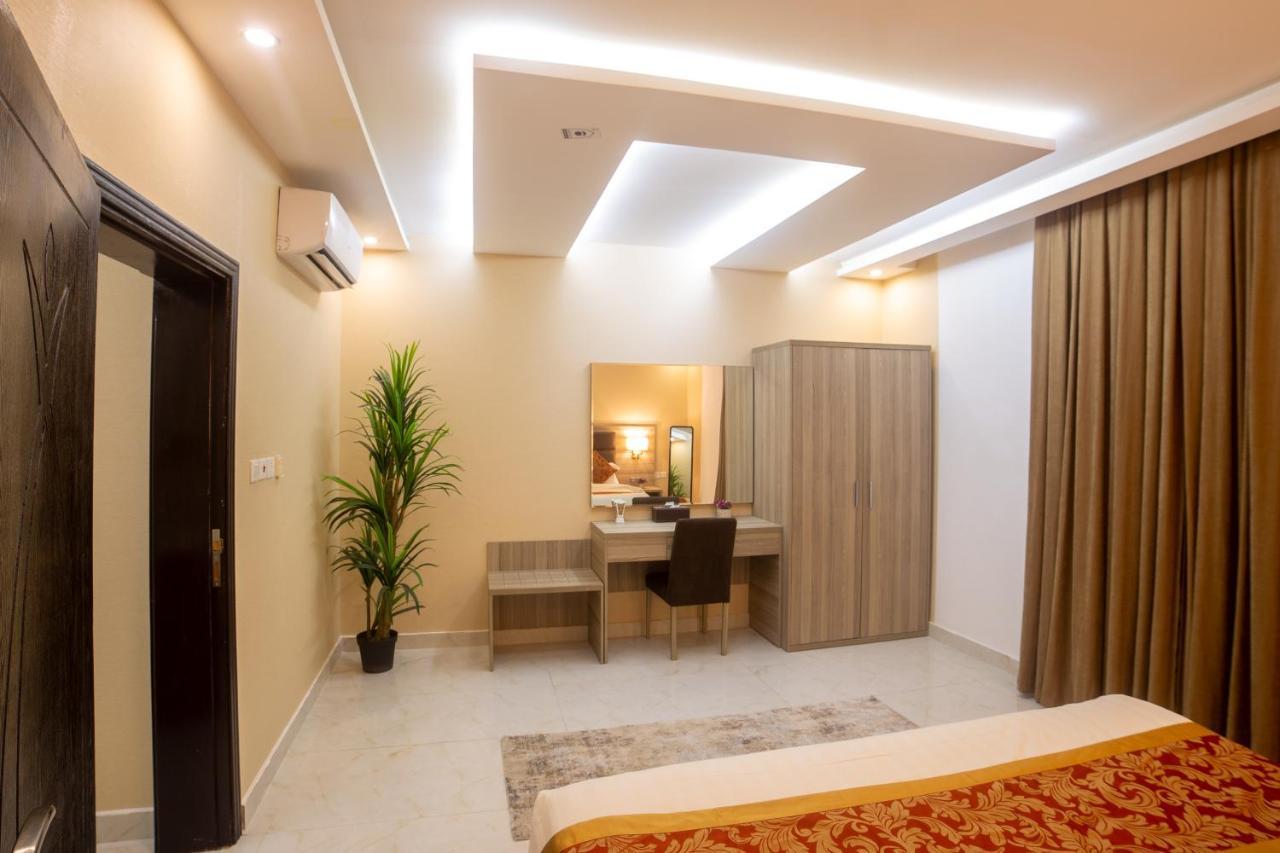Hikayet Abeer Hotel Apartment Jeddah Bagian luar foto